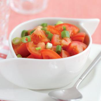 Salada de tomate com chalotas 
